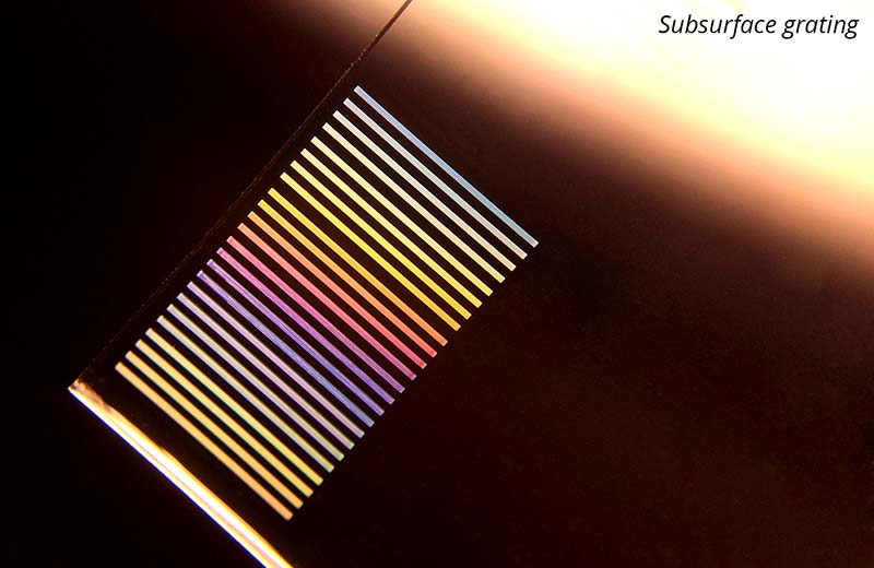 grating-with-caption